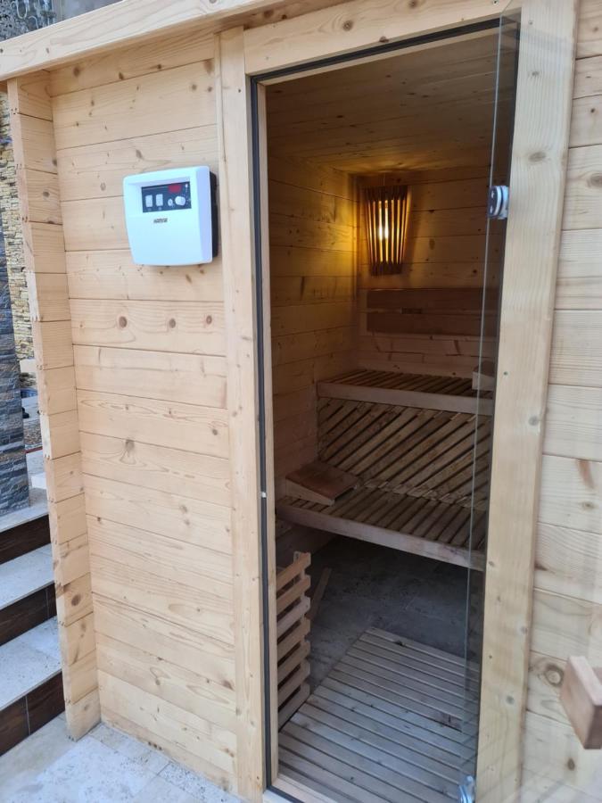 Casa Piri Otel Anina Dış mekan fotoğraf
