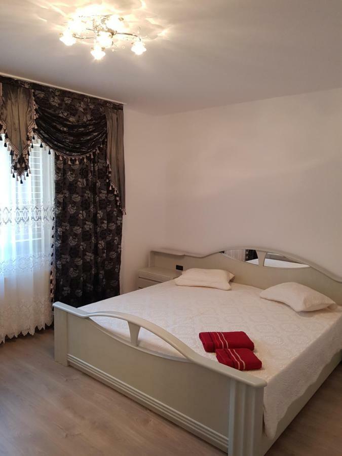 Casa Piri Otel Anina Dış mekan fotoğraf