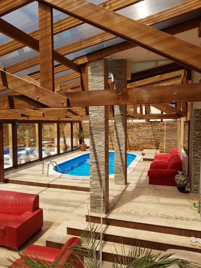 Casa Piri Otel Anina Dış mekan fotoğraf